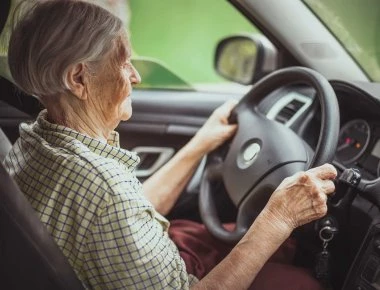 Ξανά εξετάσεις για δίπλωμα για όσους περάσανε τα 74 - Τι προβλέπει ο νέος ΚΟΚ